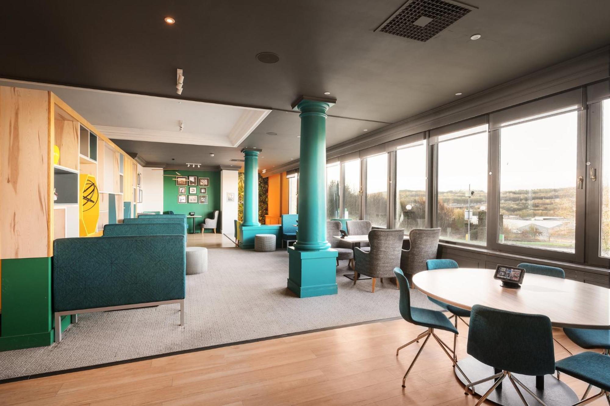 Hotel Leeds By Ihg Brighouse