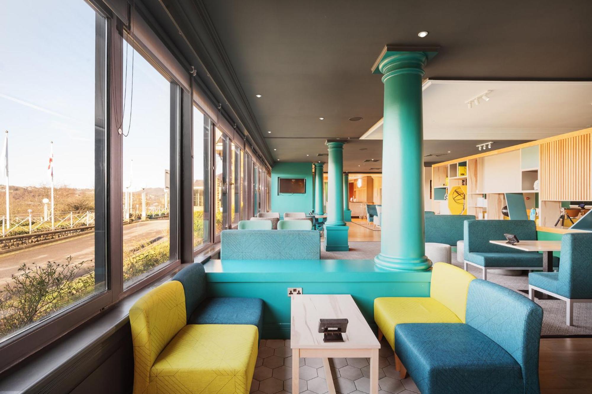 Leeds By Ihg Brighouse