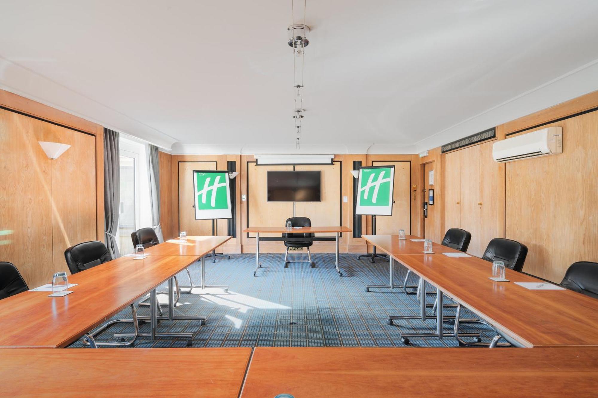 Leeds By Ihg 4* Brighouse