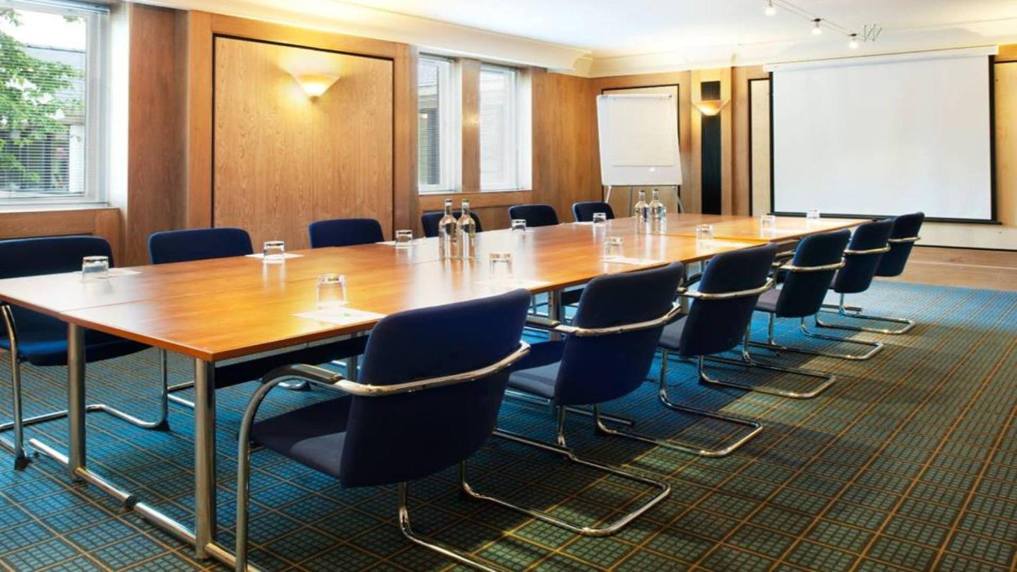 Leeds By Ihg 4* Brighouse